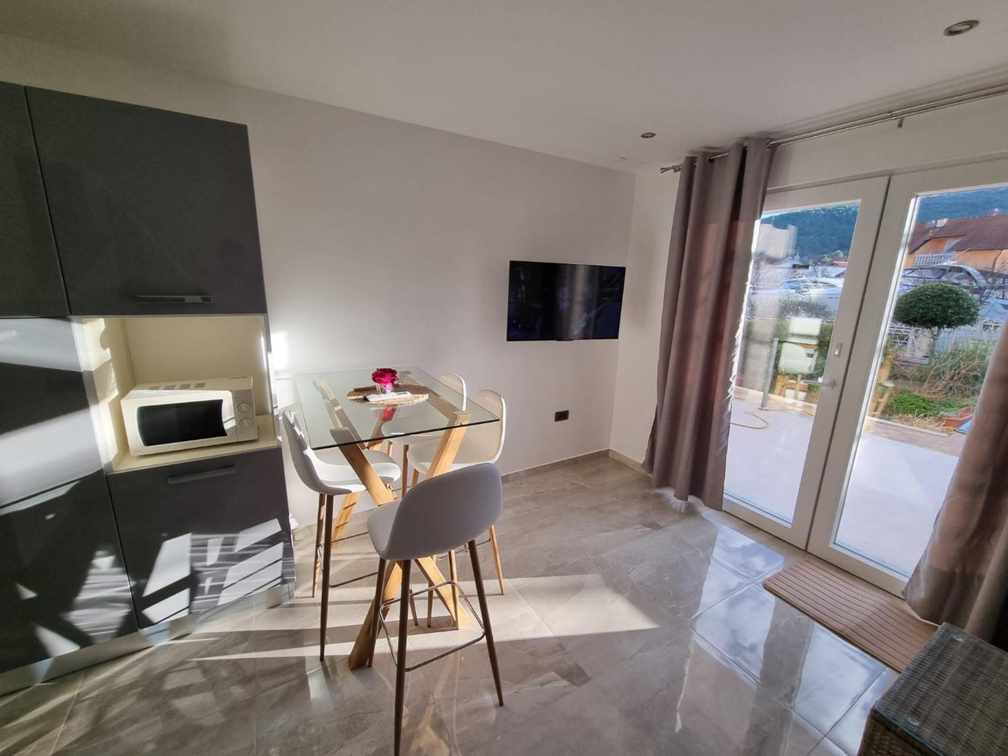 Gracienda Apartment บิลิเซ ภายนอก รูปภาพ