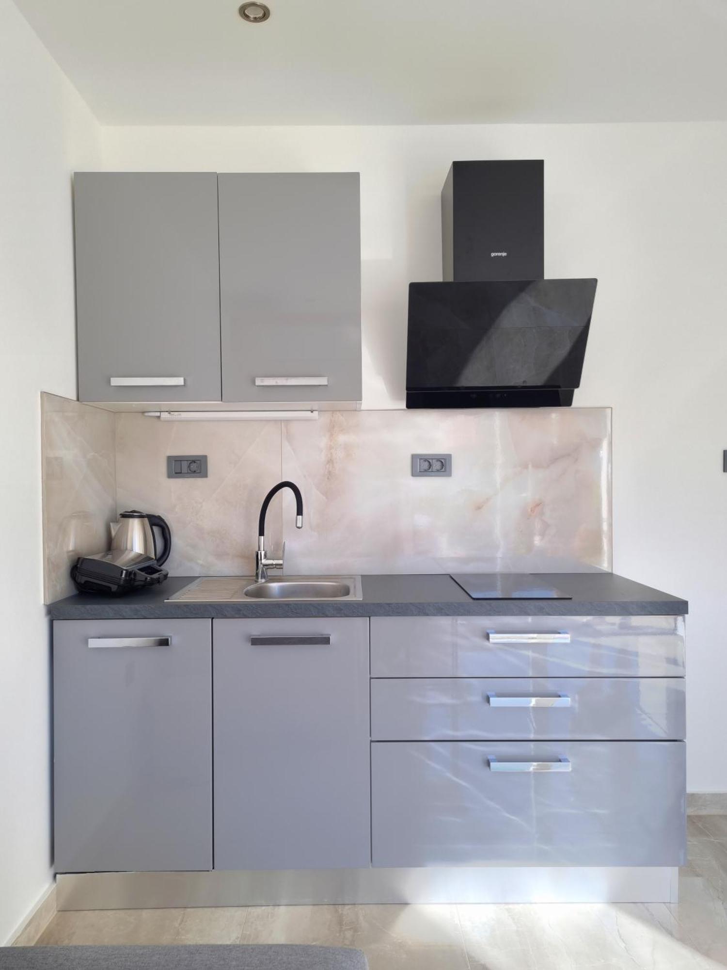 Gracienda Apartment บิลิเซ ภายนอก รูปภาพ
