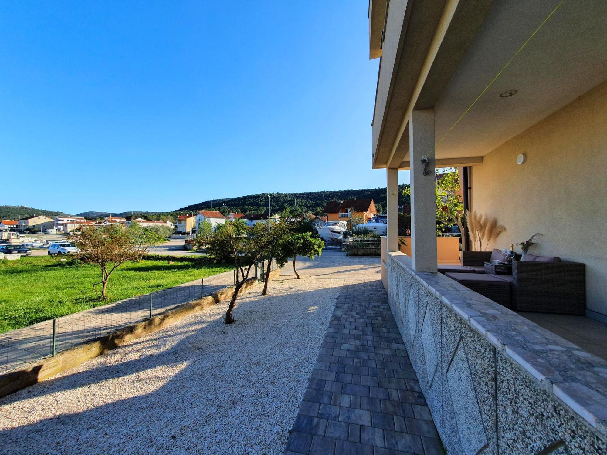Gracienda Apartment บิลิเซ ภายนอก รูปภาพ